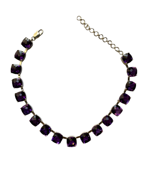 Load image 1 in gallery view