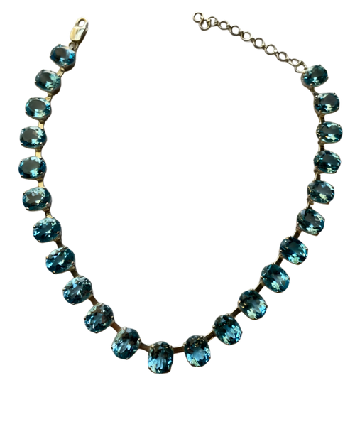 Load image 1 in gallery view